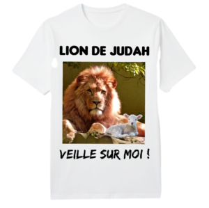 Lion watches me t-shirt